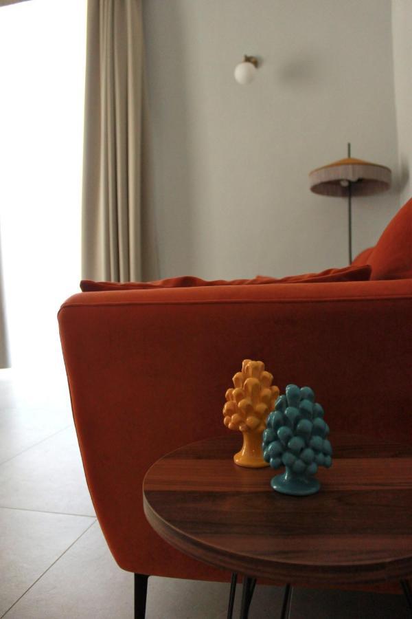 Palazzo Sul Corso-Charming Appartaments 브린디시 외부 사진