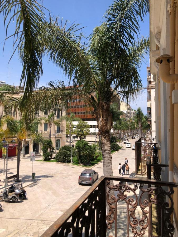 Palazzo Sul Corso-Charming Appartaments 브린디시 외부 사진